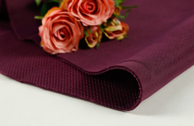 What is sandwich fabric?  What are the characteristics of sandwich fabrics?